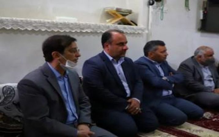 شهردار قم با خانواده پاکبان وظیفه‌شناس دیدار کرد